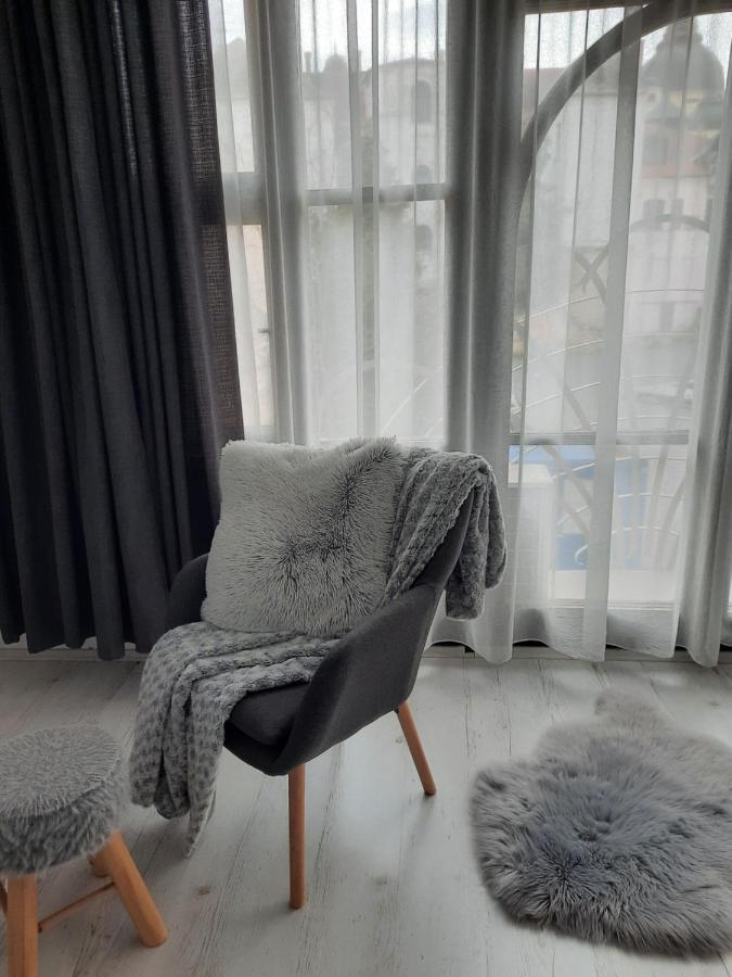 Downtown'S Pearl Appartement Pécs Buitenkant foto
